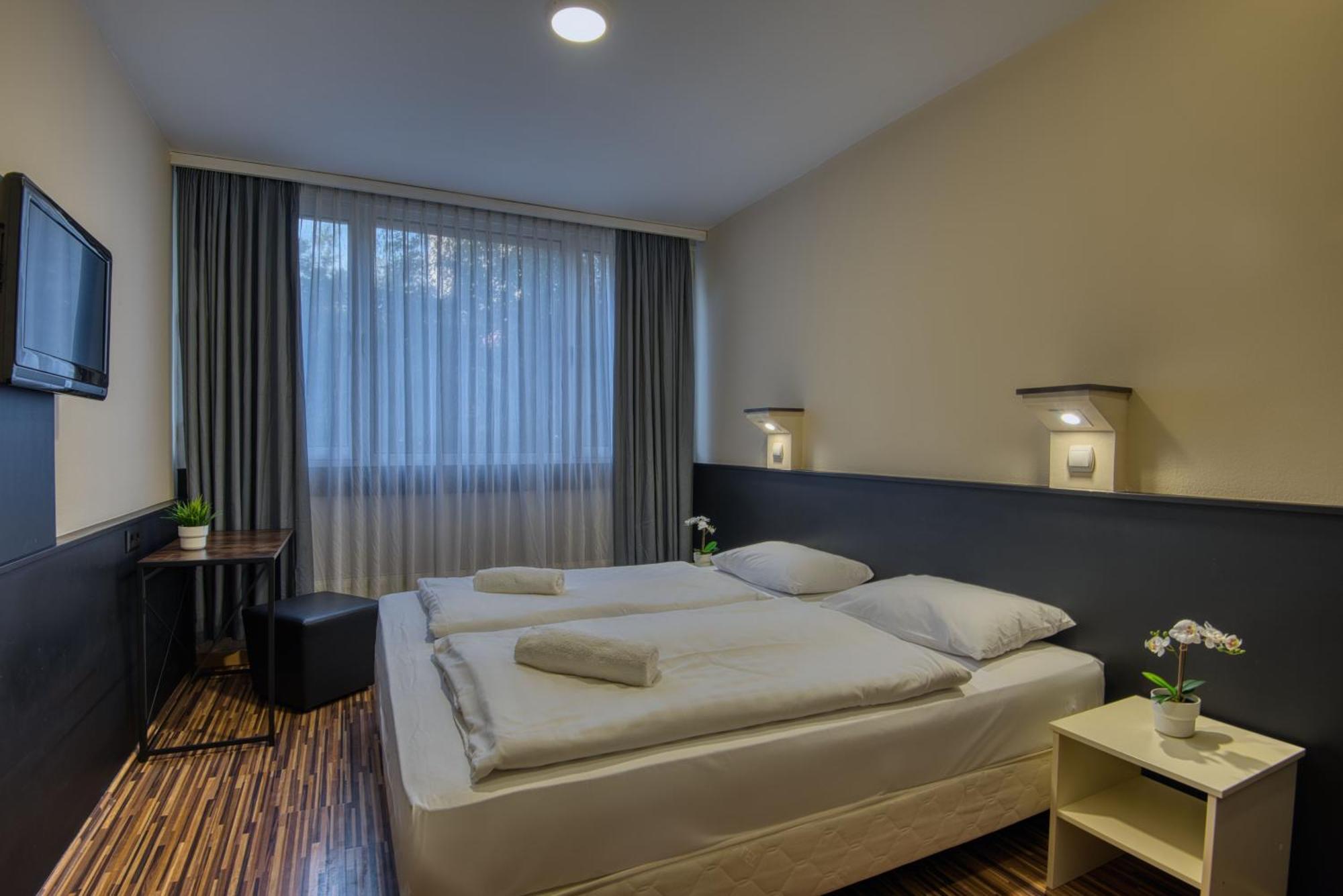 City Budget Hotel Budapest Exteriör bild